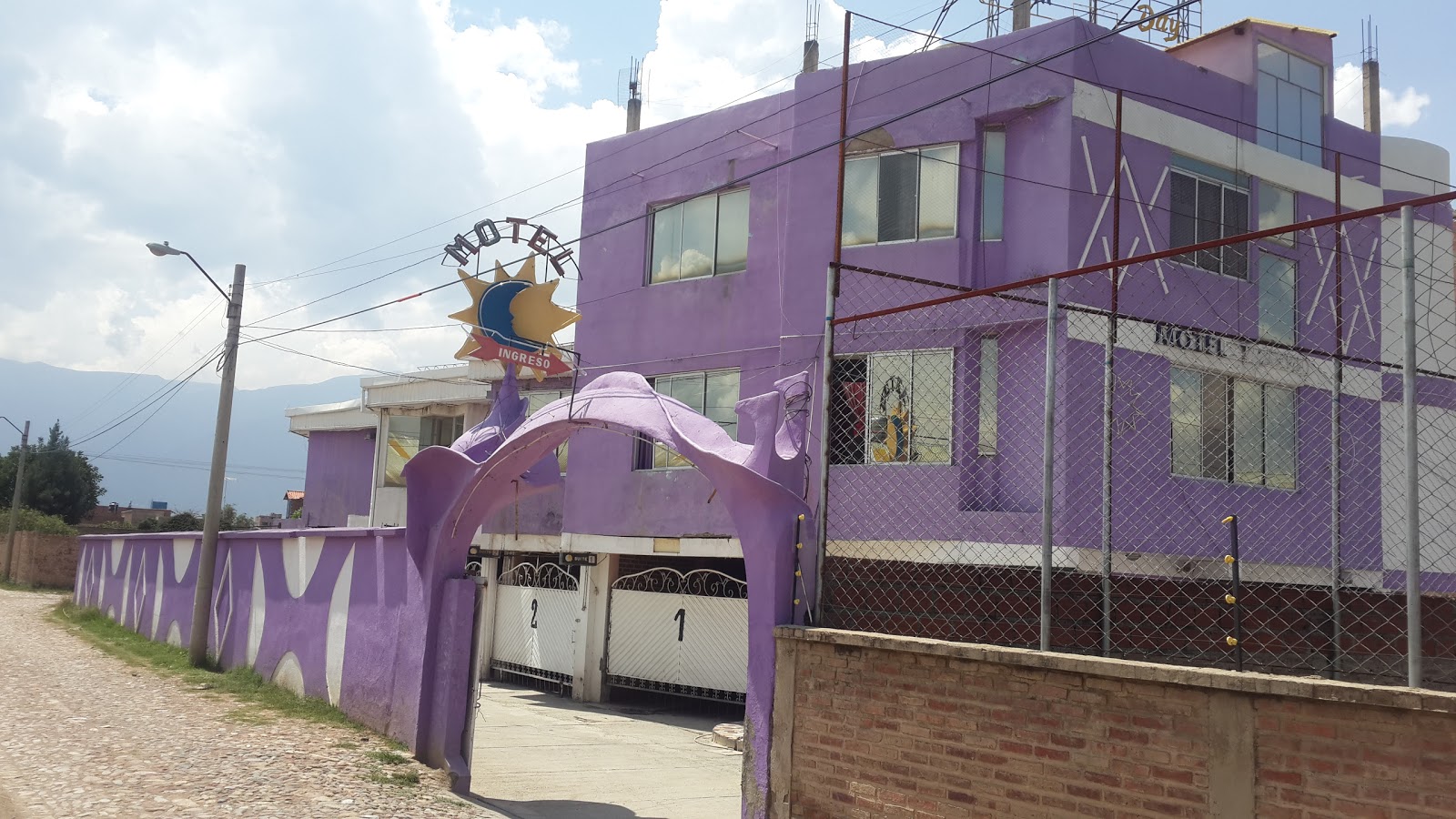 Motel Sweet Dreams